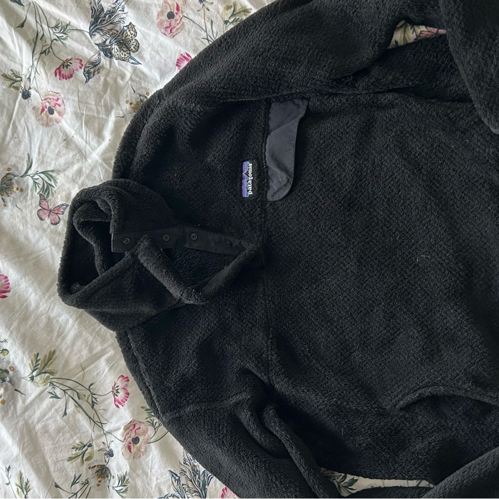 Patagonia Black Fleece Pullover